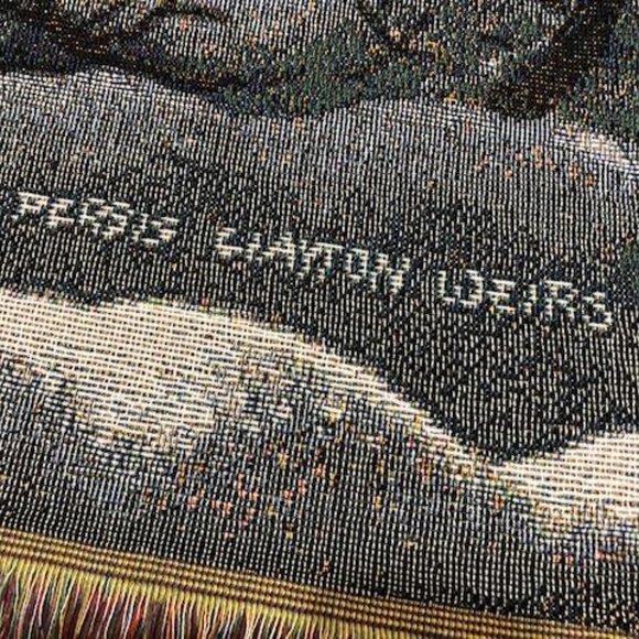 🔵 PENDING NEW LISTING - Moon Rise Wolves Woven Tapestry Throw - Christmas Gift? - Picture 8 of 14